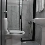 Livia Hotel 2*