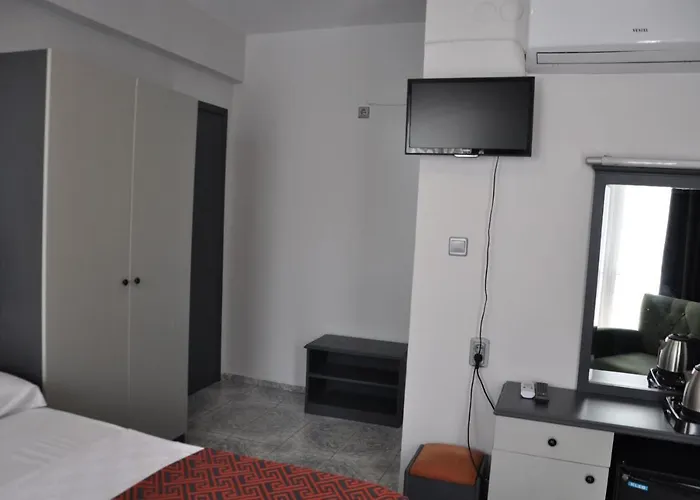 Livia Otel Kuşadası